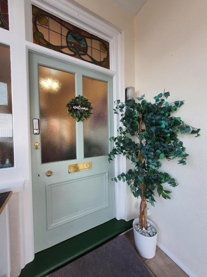 مبيت وإفطار سكيغنيس Caxton House المظهر الخارجي الصورة
